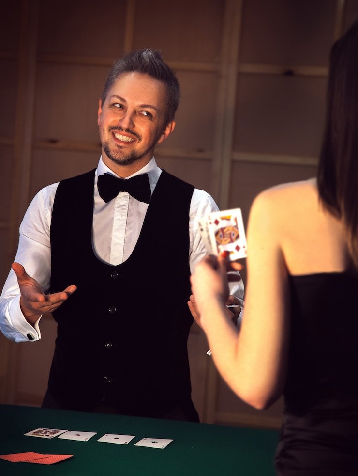 Evolution Gaming live dealer roulette table with multiple camera angles on hoki168 login interface